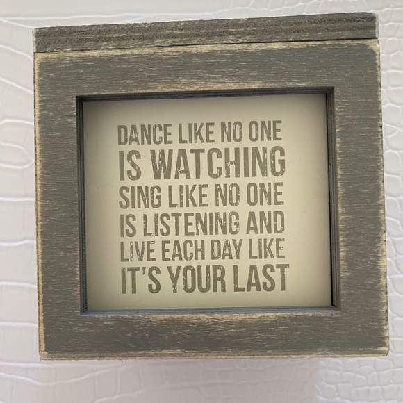 Primitives by Kathy Words of Wisdom Inspiration Edition 80Card Keepsake Wood Box - Picture 8 of 11